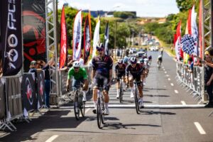 Chileno vence etapa de Ribeirão da Volta Internacional de SP