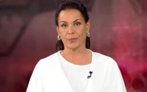Carolina Ferraz é desligada do Domingo Espetacular pela Record; equipe explica motivo